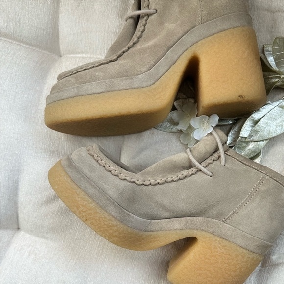 Chloé Jamie Suede Platform Lace-Up Booties - Picture 8 of 15